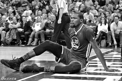 不少选手展 不少选手展