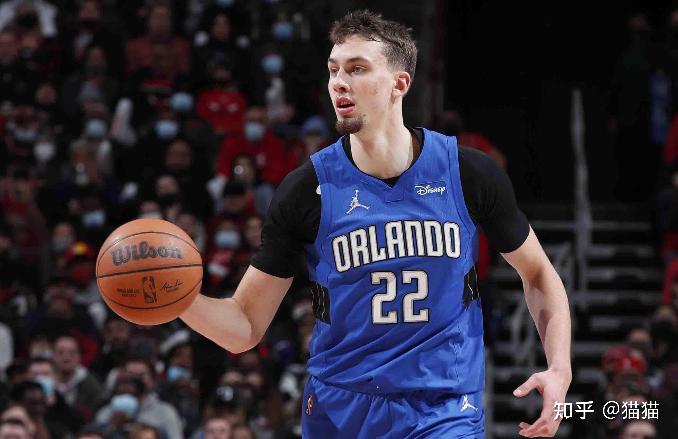 许多玩家先 许多玩家先